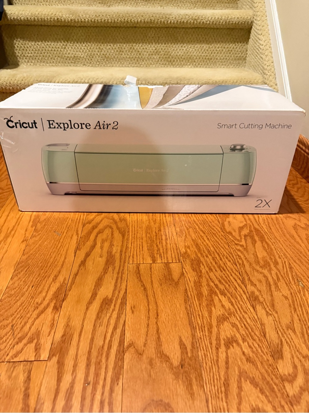 Cricut Explore Air 2 in mint green with accessories